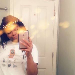 Meet your Posher, Dennisha